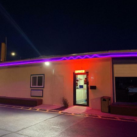 Western Holiday Motel Wichita Zewnętrze zdjęcie