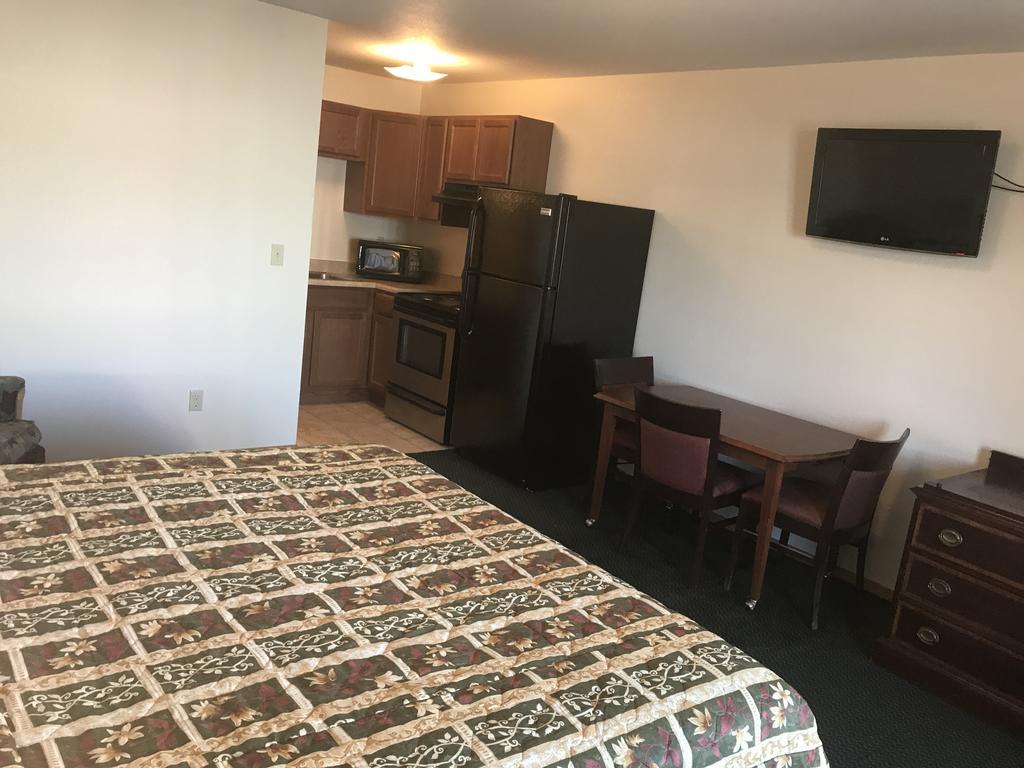 Western Holiday Motel Wichita Zewnętrze zdjęcie