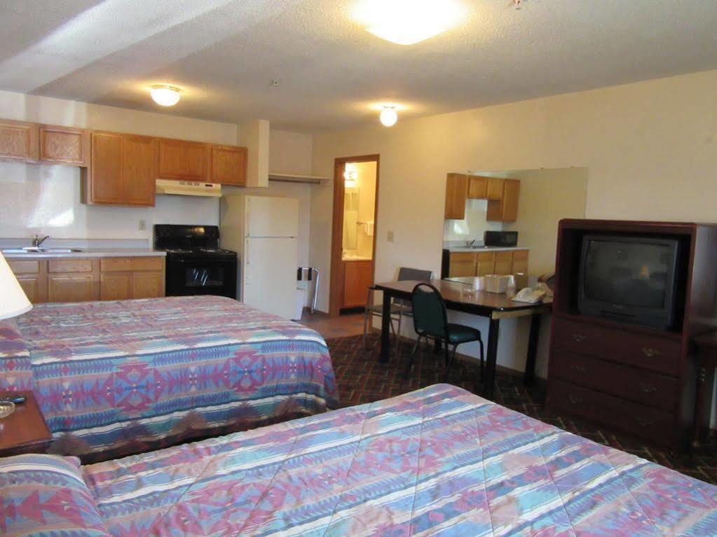 Western Holiday Motel Wichita Zewnętrze zdjęcie