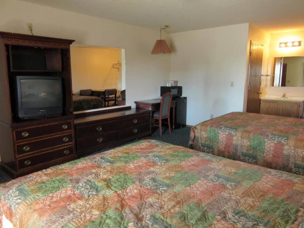 Western Holiday Motel Wichita Zewnętrze zdjęcie